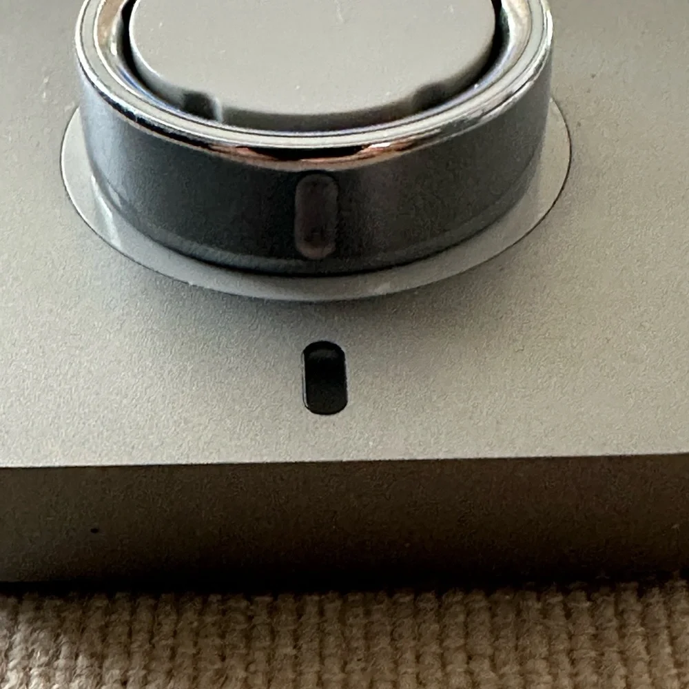 Oura Ring4 in Silver. 1 month old, Latest Edition